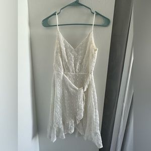 Gianni Bini white dress
